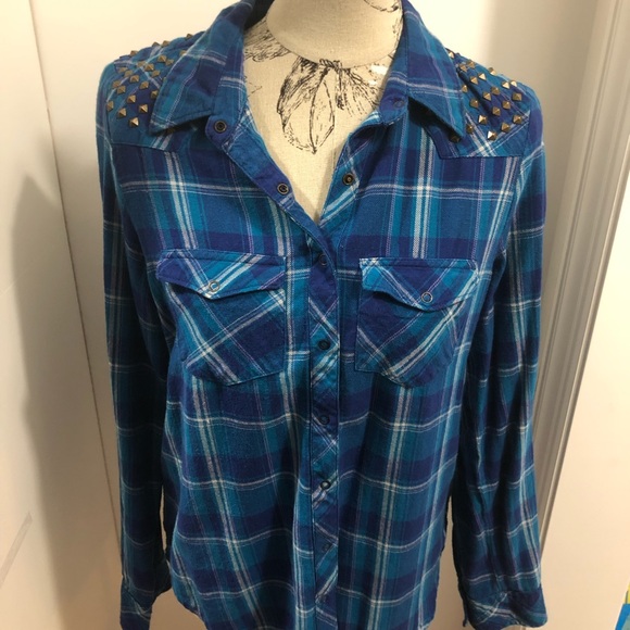 GUESS Blue Button Down Flanel - Picture 1 of 5
